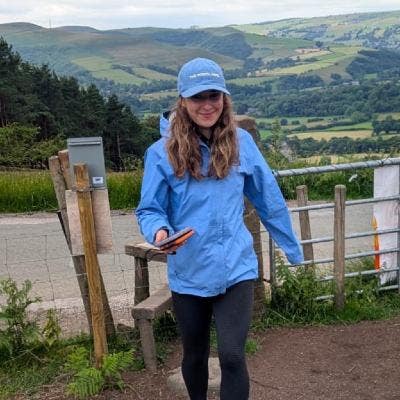 Professional Female seeks a double room Main Photo