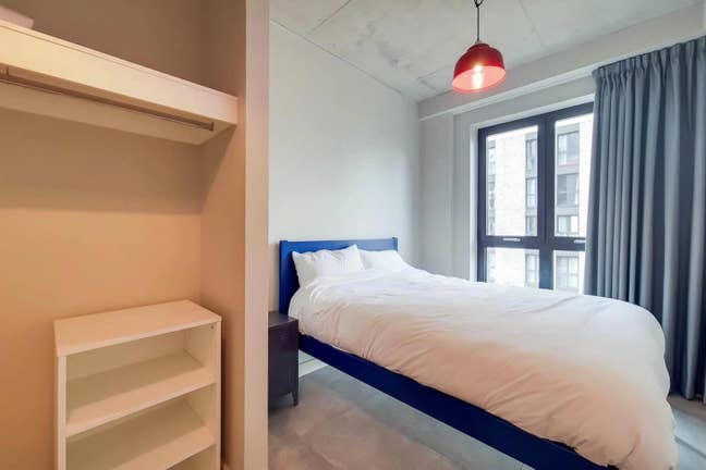 No Deposit! 2 Rooms, Private Bath, Stadium Views Main Photo