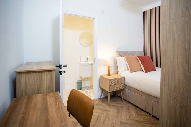✨ High End Luxury House Share – All Rooms Ensuite  Main Photo