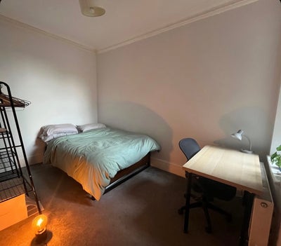 Renting room in Hackney in two bedroom apartment Main Photo