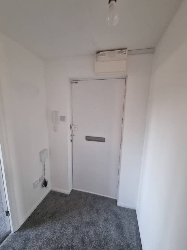 Modern Refurbished One Bedroom Apartment To Rent Main Photo