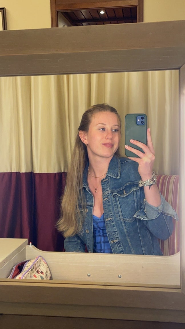 Seeking a buddy up in the city centre! Main Photo