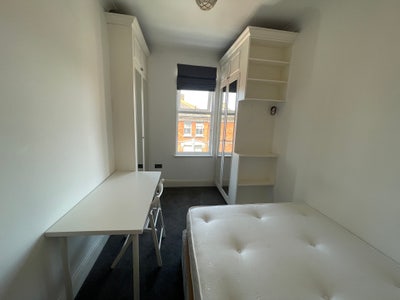 NW10 - Single Room and Single Ensuite - Jubilee Main Photo