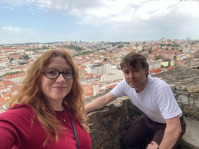 professional couple looking for entire 1-2 bed  Main Photo