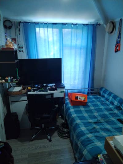 En-suit rooms for tidy polite tenants  Main Photo
