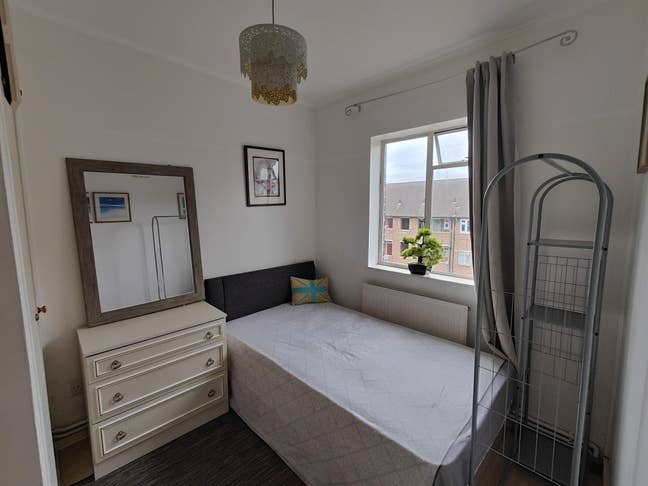 2Spacious DBL rooms on Northcote road  Main Photo