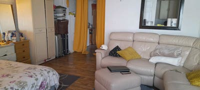 Studio flat to rent in Dt1  Main Photo
