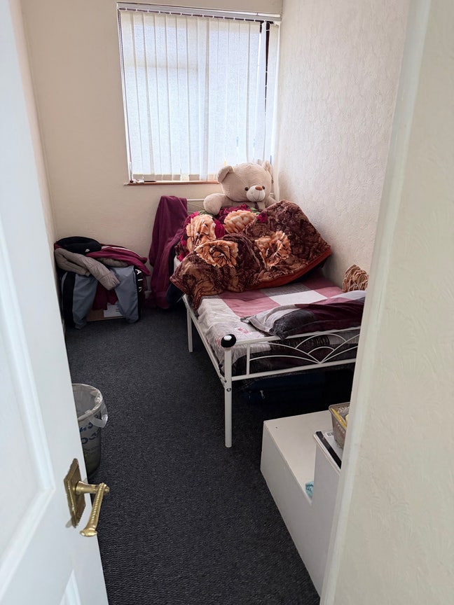 Single room For Rent  Main Photo