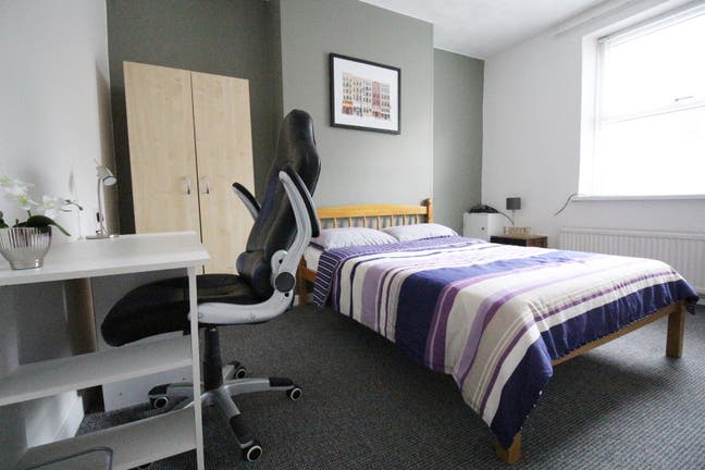 🏠 Comfortable Double Room &pound;100 OFF ON 1st MONTH  Main Photo