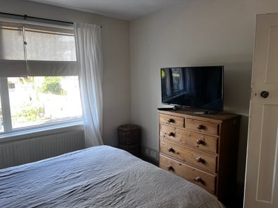 Double room available in Moordown  Main Photo