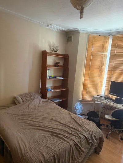 *4 Mins Walk to Tube, Asda & Shops. Bills inc* Main Photo