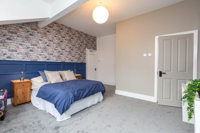 Luxury Ensuite rooms  Close to Bury Centre Main Photo