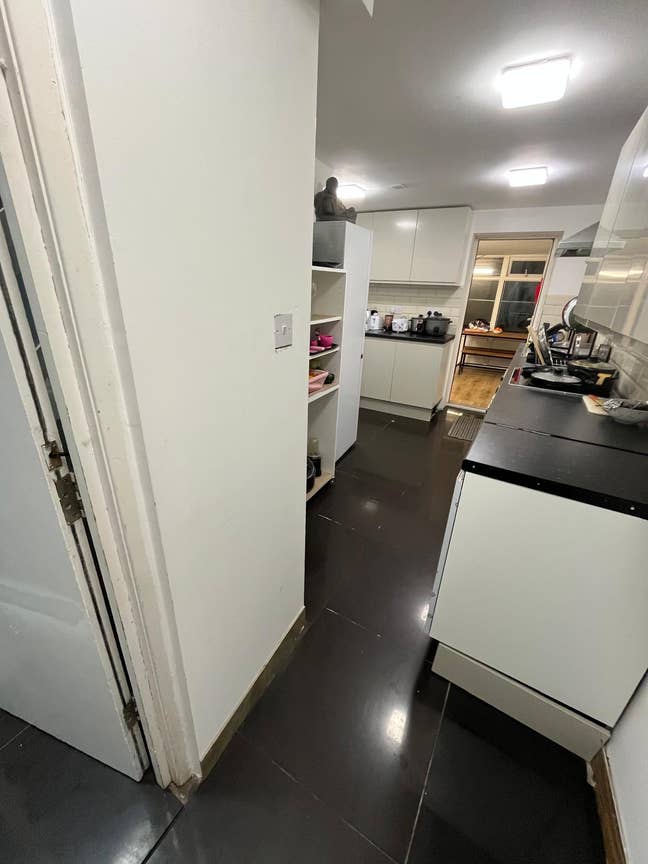Large Single Room for Rent – Female Student preferred Main Photo
