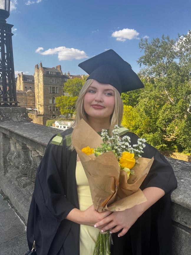 23, looking for a room in Bristol Main Photo