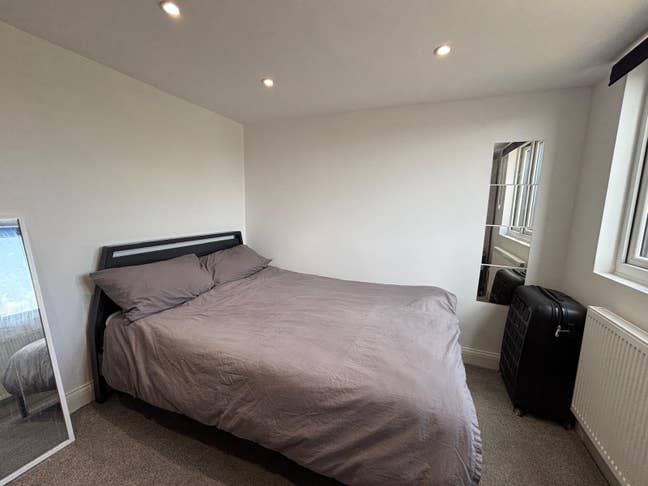 Lovley Double Room Females Only Main Photo