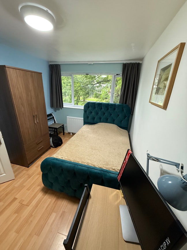 *Flatmate required* Main Photo