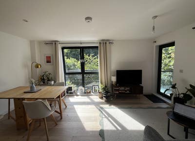 Part-time Mon–Fri double room in LEYTON Main Photo