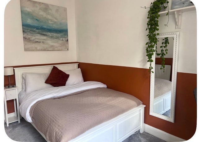 Bright & Characterful Room |Haymarket| City Centre Main Photo