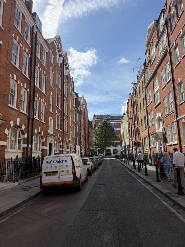Short-term Central London apartment sublet Main Photo