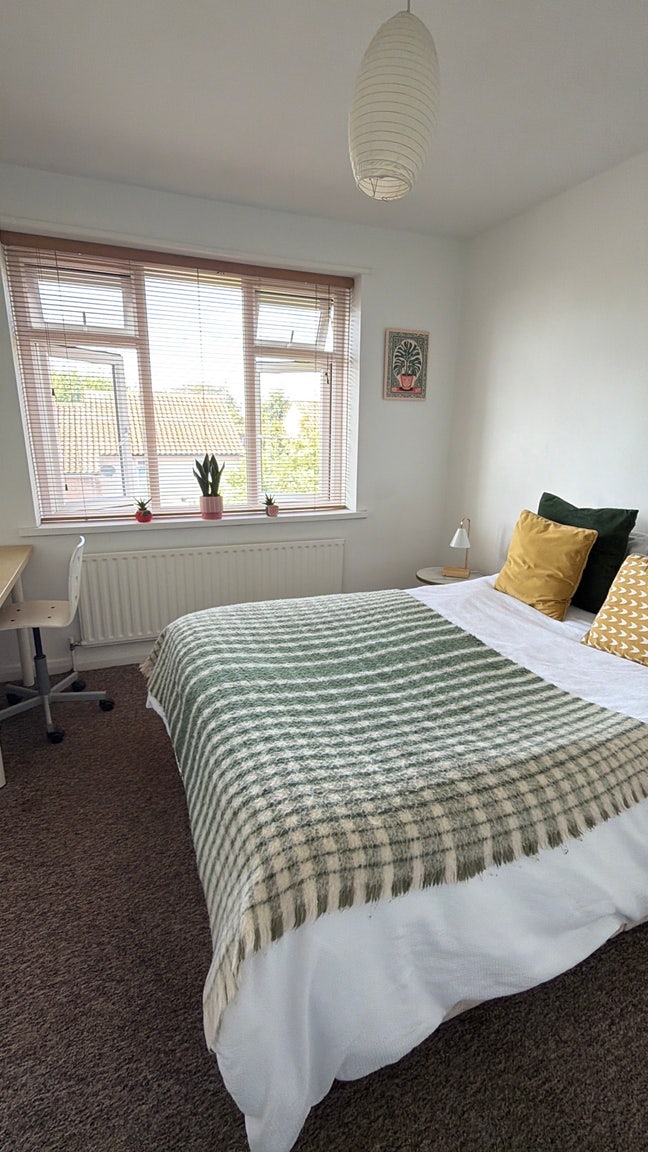Easy Car Parking- Elm Grove- Near Hospital!  Main Photo
