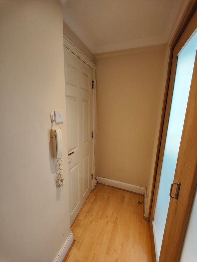 2 bedroom Warren Street next to UCL London NW1 Main Photo