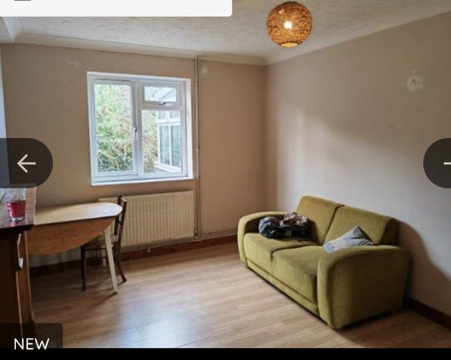 Room available  Main Photo