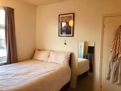 Double Room in Tooting Bec Main Photo