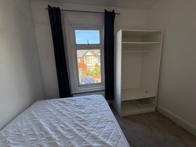 Professional  Executive Rooms in Chorlton Main Photo