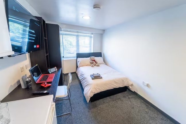 🔥Charming  Studio Next to Uob 🔥  Main Photo