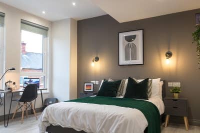 2 Modern Rooms now Available  - Grace Avenue - BT5 Main Photo