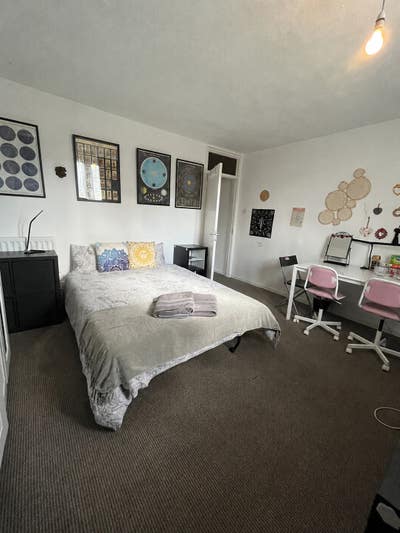 Lovely Double Room in Holland Park / Notting Hill Main Photo