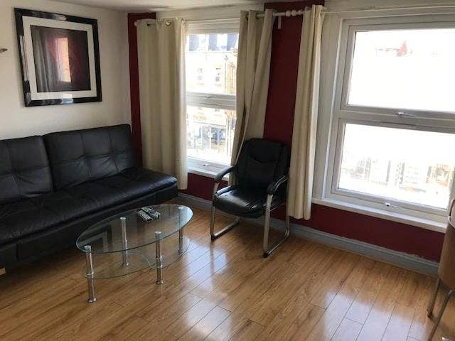 Two Bedroom Maisonette Close To Bethnal Green Tube Main Photo