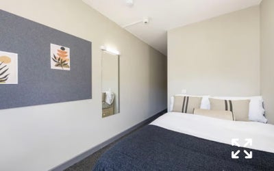 Curzon House Classic En-suite available Main Photo