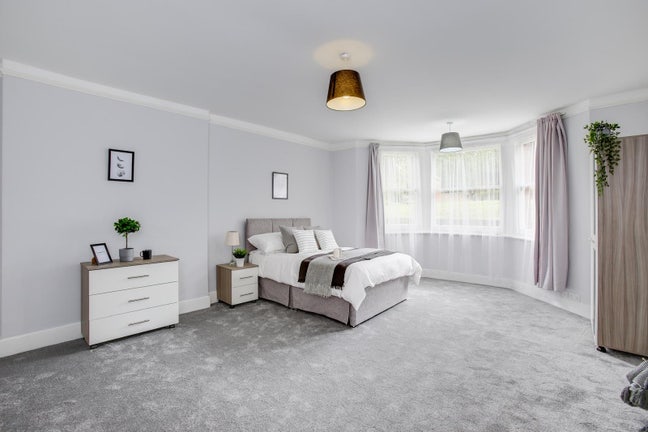 🤩Huge Double Room | Garden & Living Space🔥 Main Photo
