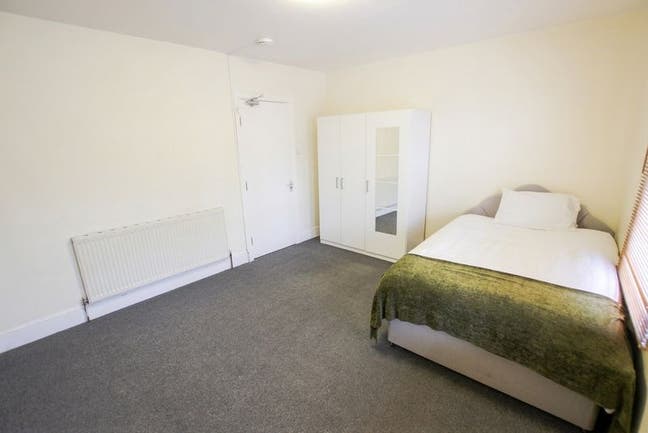 Spacious Beautiful Double Rooms in Central Reading Main Photo