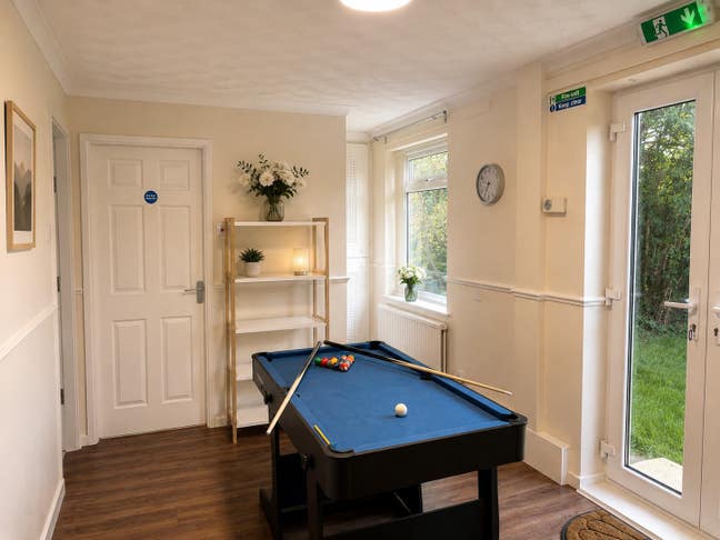 Spacious Detached 4 Bed in Hale, Altrincham Main Photo