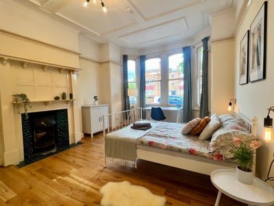 🌳 2 Stylish Double Rooms, Garden & BBQ Main Photo
