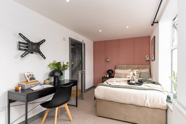 Stylish Kitchenette | Stockport | ALL Bills Inc Main Photo