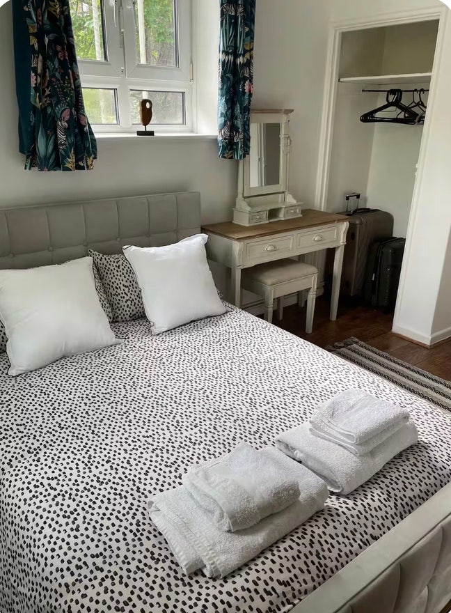 1 bedroom to rent in 3 person flat - West Ken Main Photo