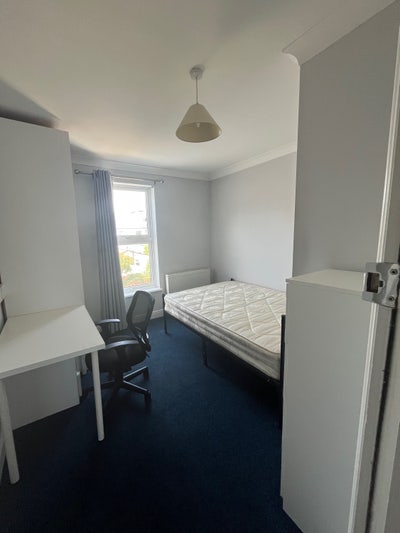 Proffesional house share &pound;600 Main Photo