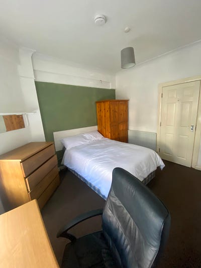 Large Rooms Available in Selly Oak Main Photo