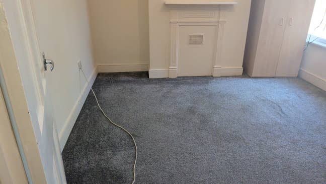 Double room for rent (single or 2 friends) Main Photo