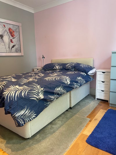 Lovely double room in herne bay  Main Photo