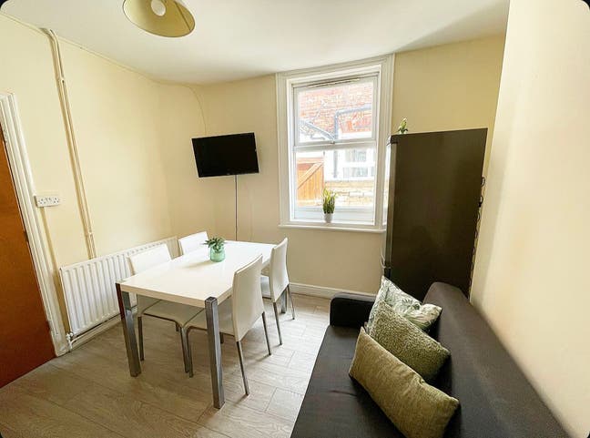 🎉 &pound;200 off Your Move-in! 2 Rooms Available!! Main Photo