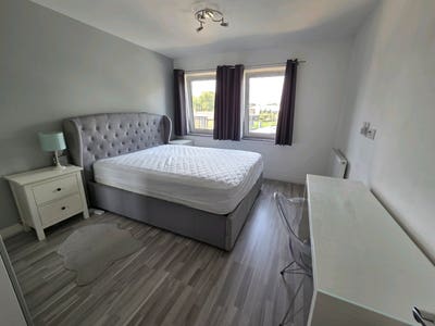 1 Bedroom Apartment on Waterloo road Main Photo