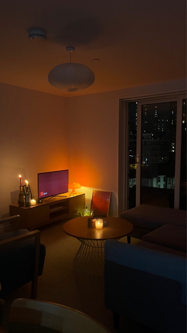 Looking for new flatmate ! 💞 (LGBTQ+ household) Main Photo
