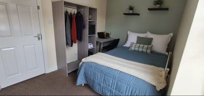 Spacious House with Double Rooms Main Photo
