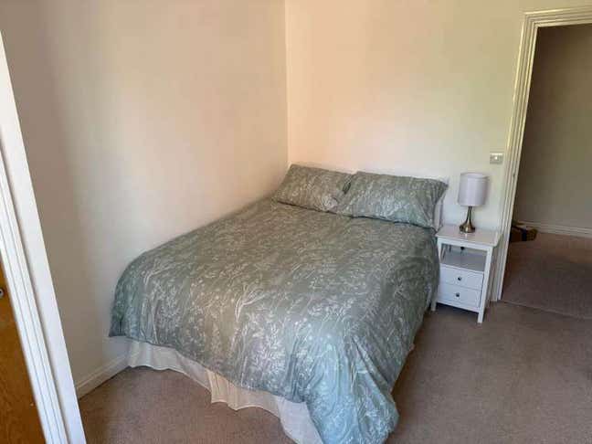 Spacious Fully Furnished Home Hills Road Cambridge Main Photo