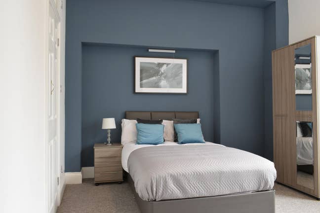 Large Double Ensuite near Wapping Wharf Main Photo