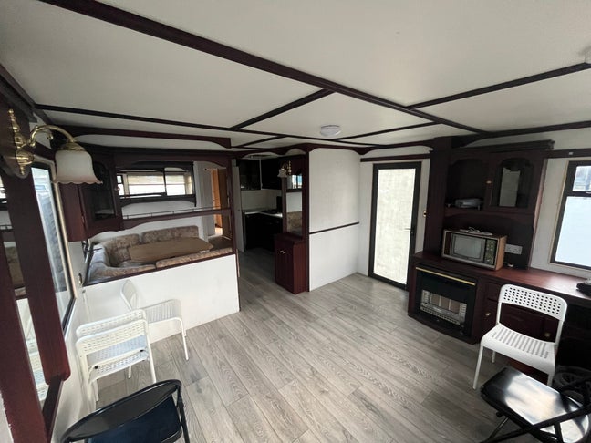 Caravan Home – Leytonstone – &pound;800 pcm Main Photo
